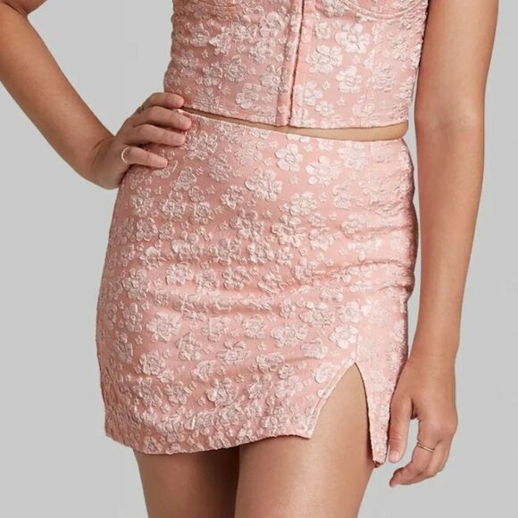 wild fable Dresses & Skirts - Wild Fable Bodycon mini skirt Set light pink floral NWT